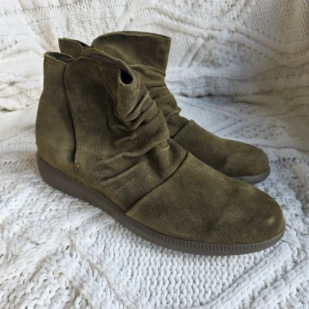 NEW Munro Women's Scout Suede Leather Ruched Water Resistant Bootie Sz‎ 8N Olive